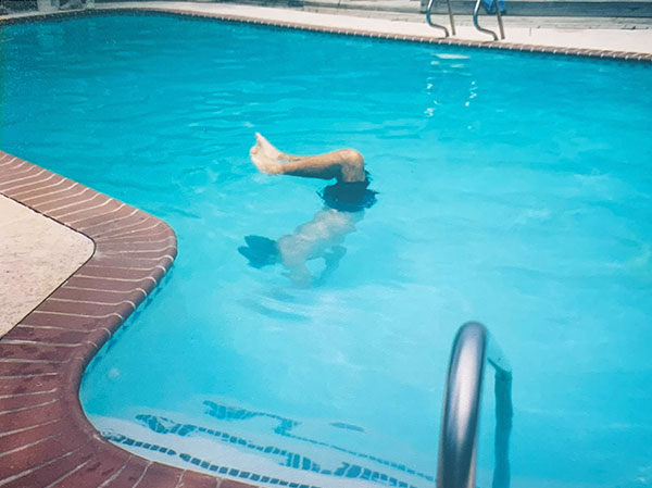 underwater pool repairs